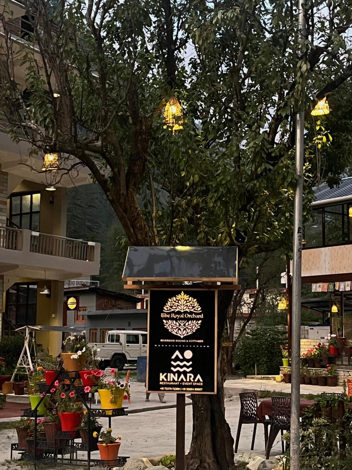 The Royal Orchard Kasol Hotell Eksteriør bilde